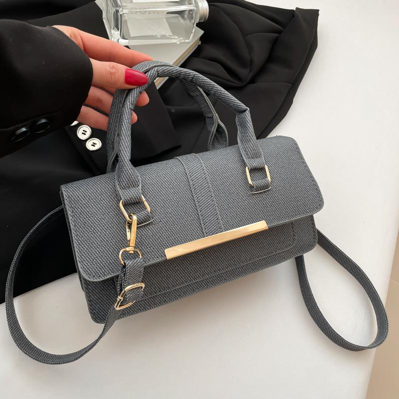 Simple Foreign-style Texture Bag, Messenger Bag, Women's 2025 Spring New High-end Solid-color Shoulder Portable Small Square Bag