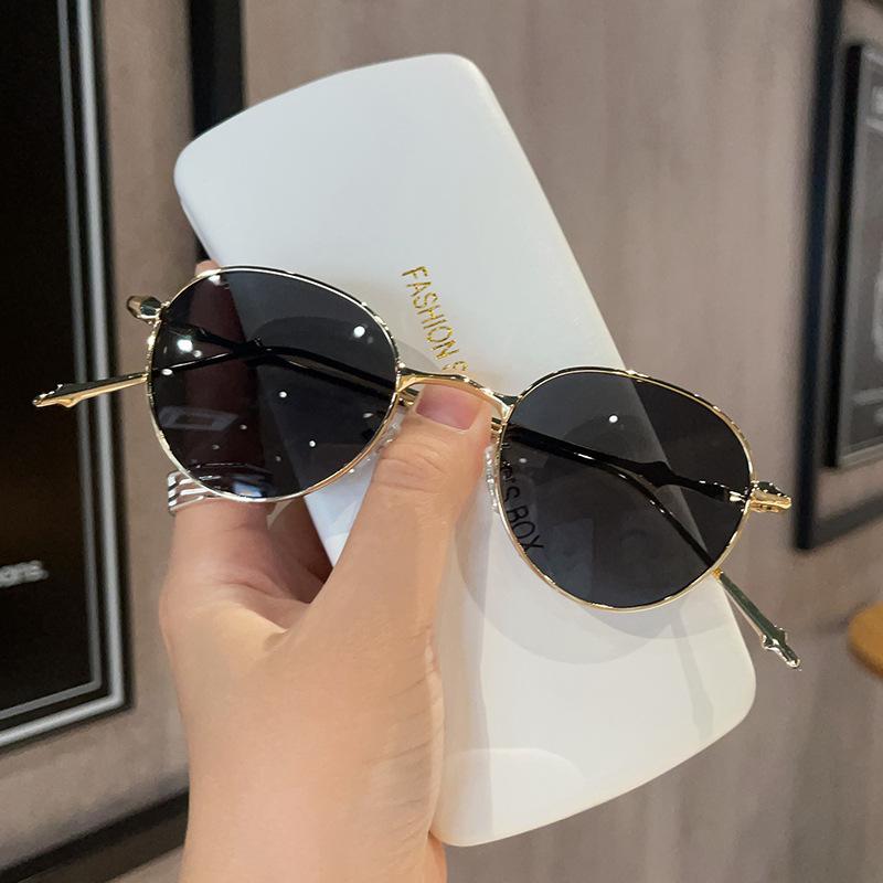 Vysoce kvalitní sluneční brýle Dámské Kulatý tvar Slitinový rám UV ochrana Pánské sluneční brýle Korejské stylové sluneční brýle Dámské