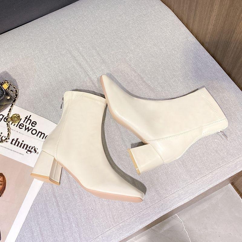 Japanese literary and artistic salt is fresh and natural gentle women's boots and women's shoes, new elegant and trendy fashion versatile