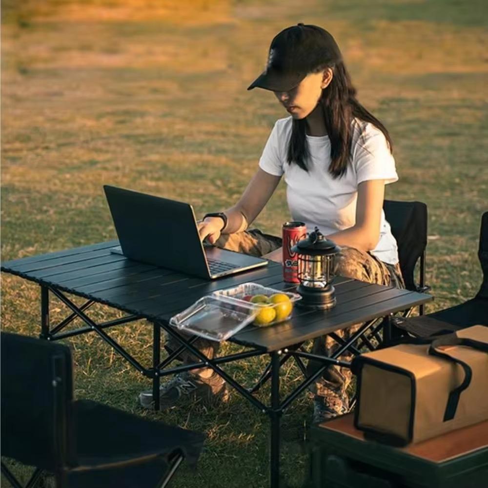 Picnic Camping Table Portable Carbon Steel Strong Load-bearing Capacity Folding Desks Suitable for Fishing Barbecue Furniture