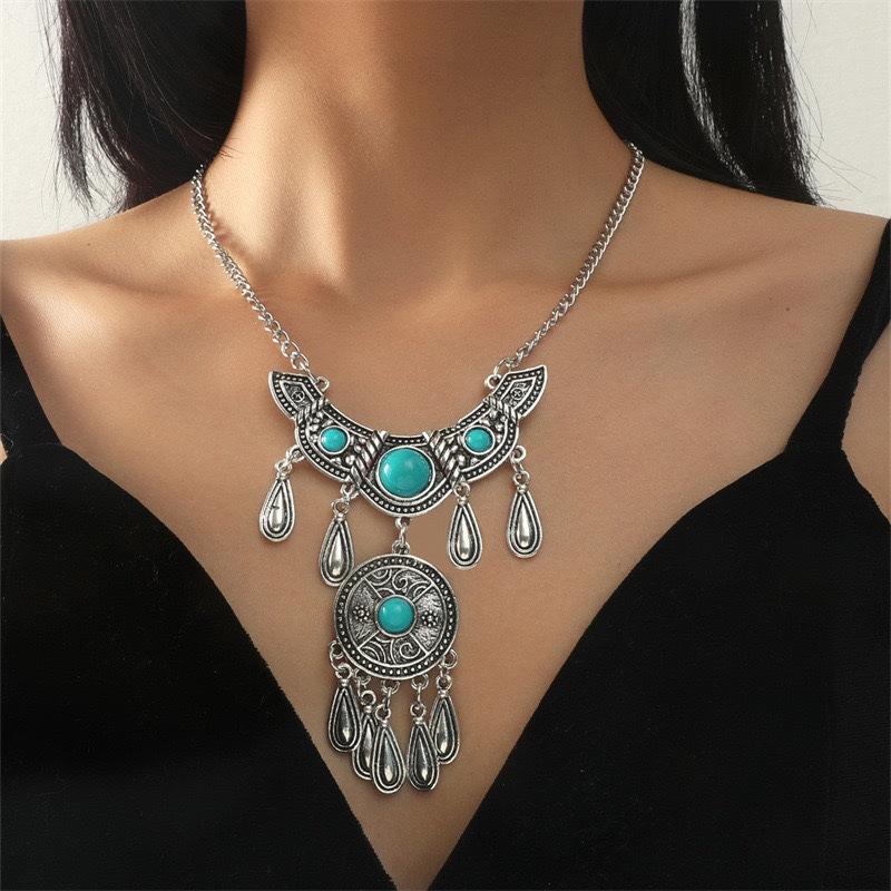 Retro Ethnic Style Alloy Collarbone Chain Hollow Flower Creative Necklace Bohemian Hanfu Ancient Clothing Neck Chain Necklace
