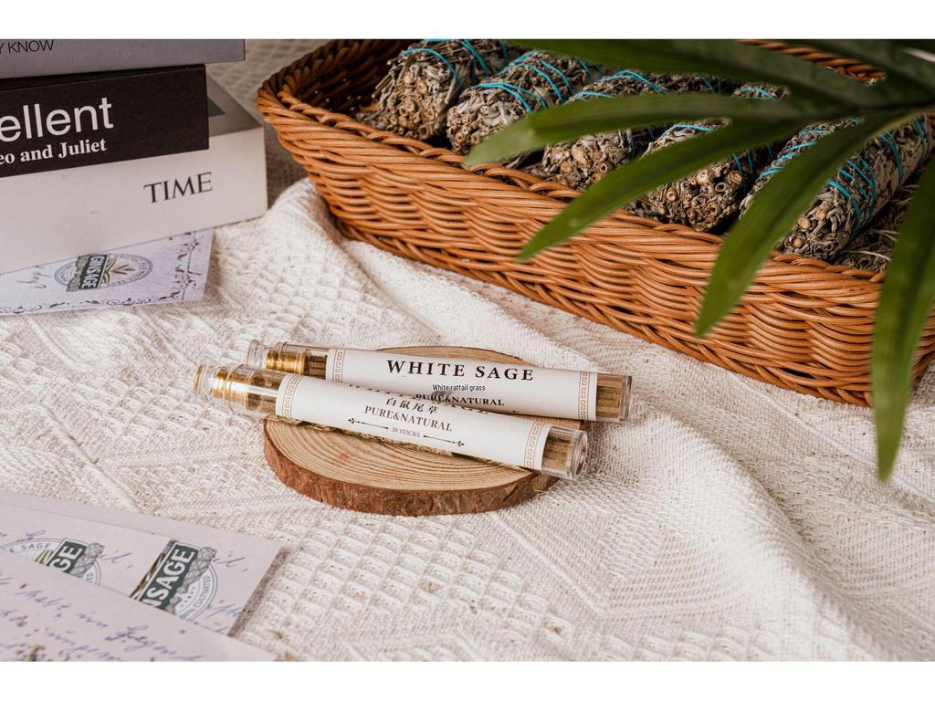 Bețișoare de Aromaterapie cu Salvia Albă și Salvia Albastră cu Cedru Californian și Lemn Sfânt pentru Meditație și Demagnetizarea Cristalelor