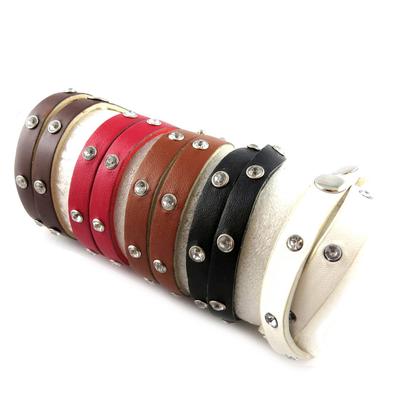 [R6932] - Red 'Peaceful' Leather Bracelet - 2 Turns