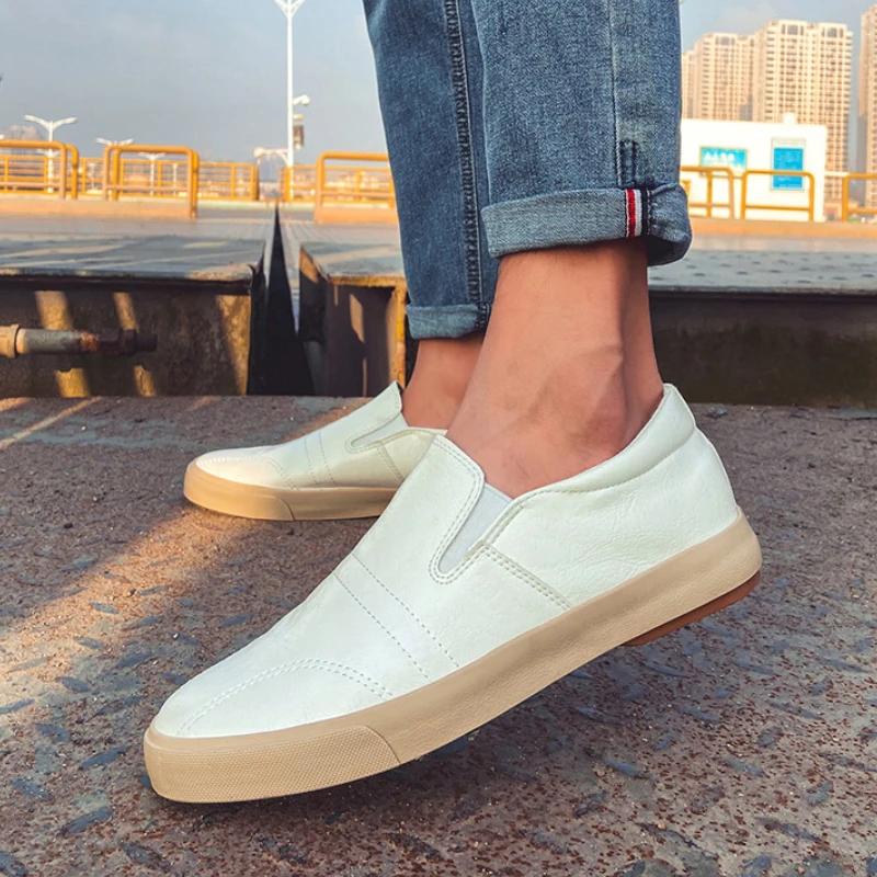 Men Leather Casual Shoes High Quality Slip On Men Loafers Comfortable Outdoor Flat Sneakers Retro Non Slip Men Walking Footwear