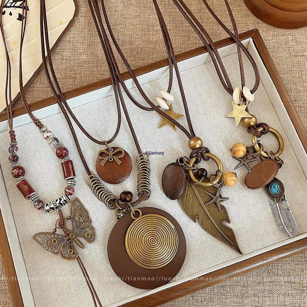 2025 Bohemian Ethnic Choker: Light Luxury Clavicle Necklace for Women