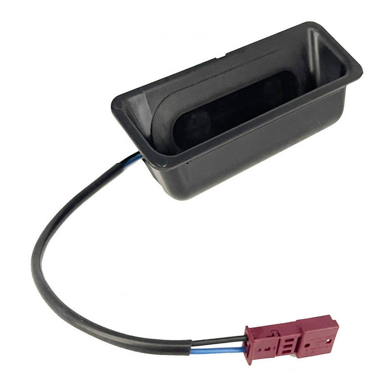 51248168035 Rear Trunk Switch Push Lid Lock Push Car Boot Opening Button Handle Tailgate For BMW 5 Series E39 E60 E61 Touring
