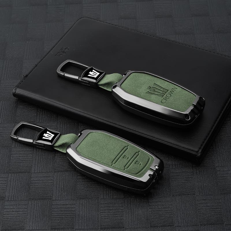 Premium Metal Key Cover for Toyota Crown - High-end Car Accessory Key Shell & Buckle