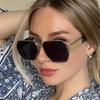 1 Pair of Women's Plastic Oversized Geometric Frame Wide Leg Fashionable Glasses Suitable for Daily Commuting Home