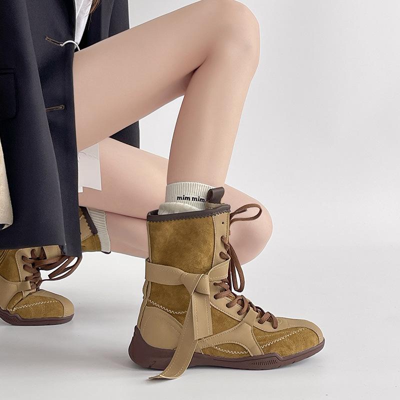 Retro-Stil Nischen-Farbpassende Riemen Boxstiefel Damen Herbst- und Wintermode Vielseitiges Design Splicing Casual Martin Kurzstiefel