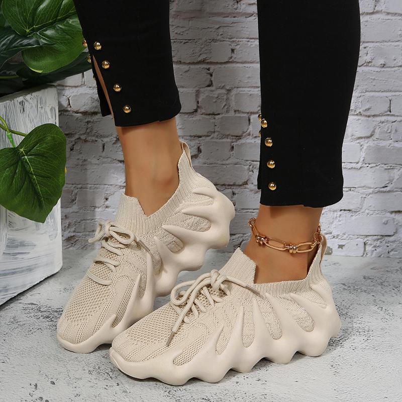 Autumn New Women 'S Sports Run Shoes Fashionable Knitted Casual Shoes Outdoor Comfortable Couple Models Shoes Plus Size 43