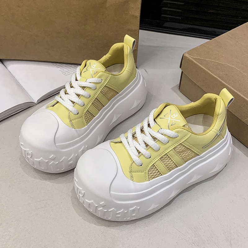 European Fashion Big Head Muffin Platform Bread Shoes Women's 2025 New Little White Shoes Small Height Increase Casual Shoes