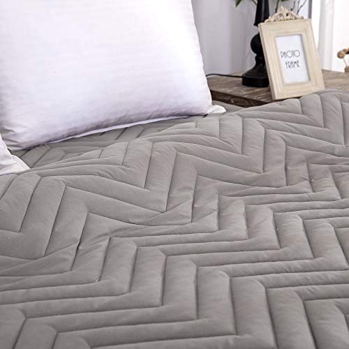 King Size Bed Pad, Comfortable for All Seasons, Anti-mite, Antibacterial, Odor Resistant, Sweat-Wicking, Quick-Drying, Washable, Hotel-Quality, with E