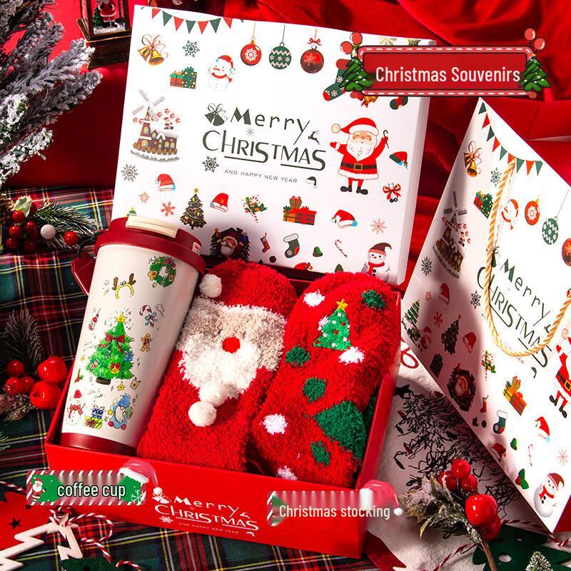 Christmas Lily of the Valley Gift Box