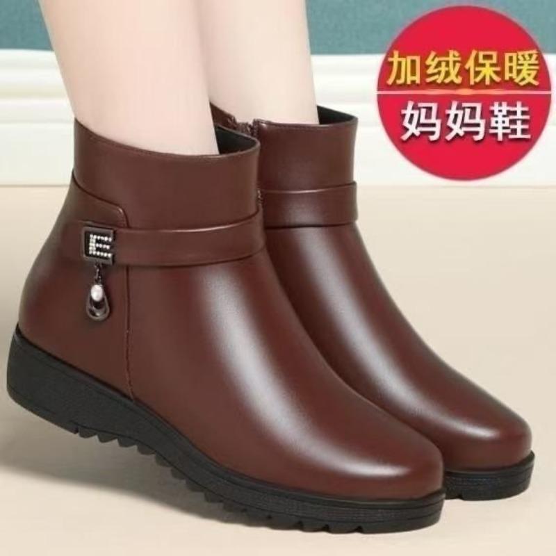 Flat-bottomed non-slip short boots autumn and winter new fashion boots piled thickened cotton shoes soft leather Martin boots women's shoes