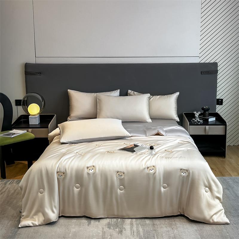 Cool Summer Ice Silk Summer Quilt Single Piece Flower Summer Cool Quilt Single Dormitory Air Conditioner Machine Washable