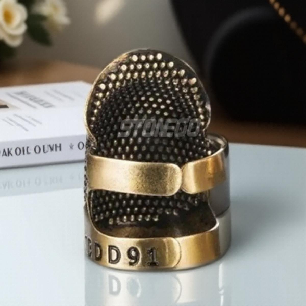 

2 шт. Ретро металлический набор наперстков Защита пальца Щиток для швейных игл Напальчник Швейный инструмент для DIY поделок