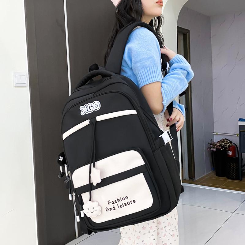 Student Schoolbag Lightweight Backpack Large Capacity Strong Backpack