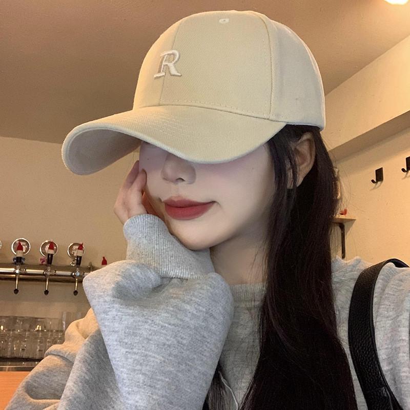 

Elegant Beige Wide Brim Baseball Cap With Embroidery For Men And Women Adjustable Available Size бежевий