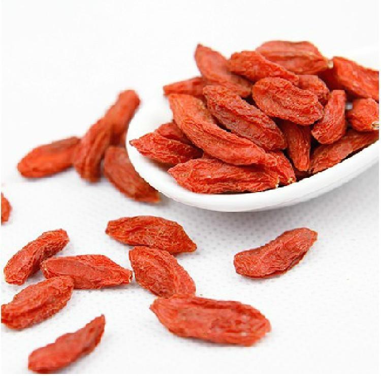 250g Dried Goji Berries Nespera Wolfberry Organic Chinese Gouqi Herbal Tea