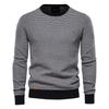 Men's Personalized Khaki Round Neck Warm Knit Pullover for Autumn/Winter