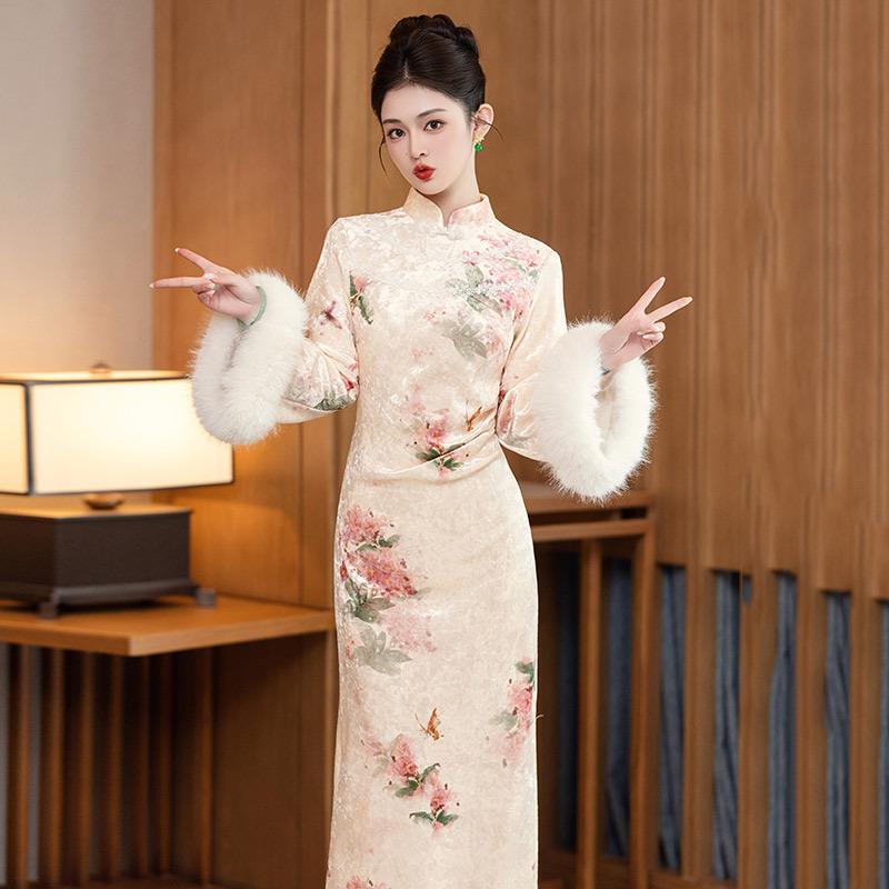 Inverted Large-sleeved Velvet Winter Clothing National Style New Chinese Long-sleeved Improved Cheongsam Winter Thick Young Women's Retro