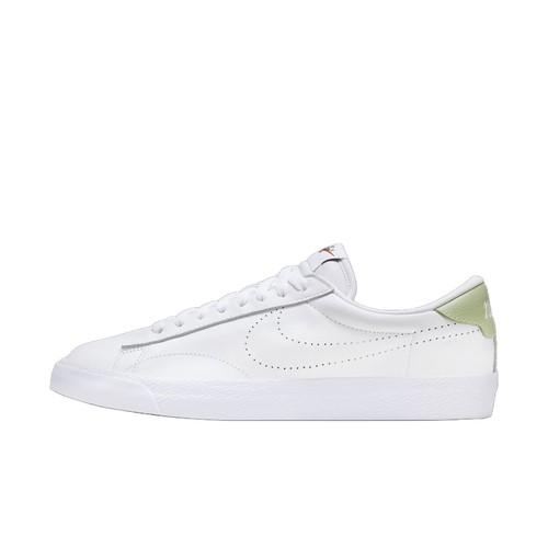 

Nike Tennis Classic AC White Olive Aura - HM4648-113 EU 44.5 белый