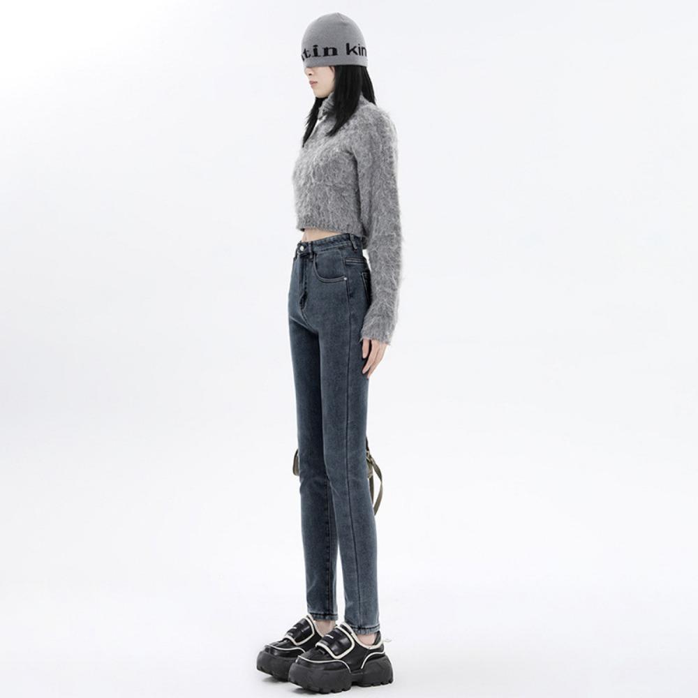 Casual Versatile Jeans Women's 2025 Winter New Thin Elastic Tight Body Hip Lift Piled Thickened Pants