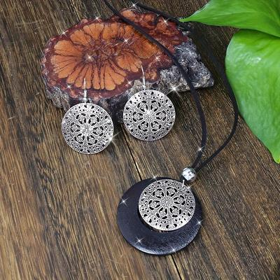 1 Pair Of Earrings + 1 Necklace Retro Flower Design Match Daily Outfits Party Accessory Tribal Jewelry Perfect Decor In Fall & Winter