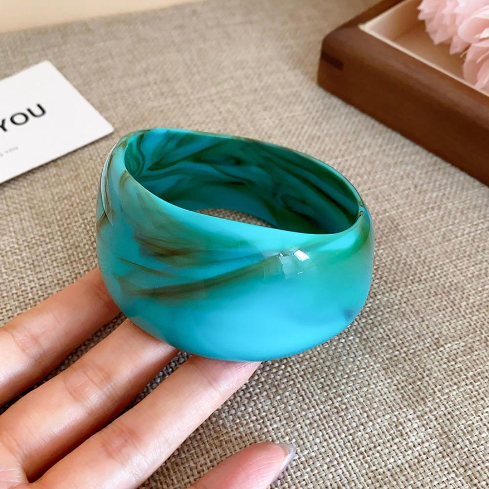 

Дизайн меньшинства Необычный широкий браслет Красочное геометрическое кольцо на руку Ретро акриловый браслет Женский синий