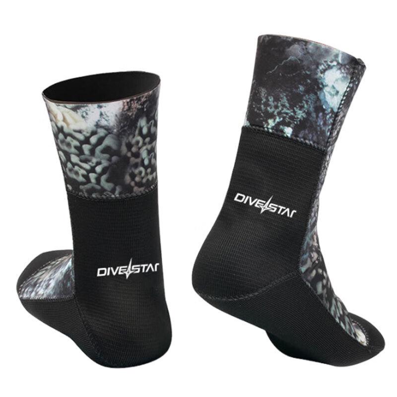 Unisex 3MM Neoprene Diving Socks with Coral Camouflage Lining