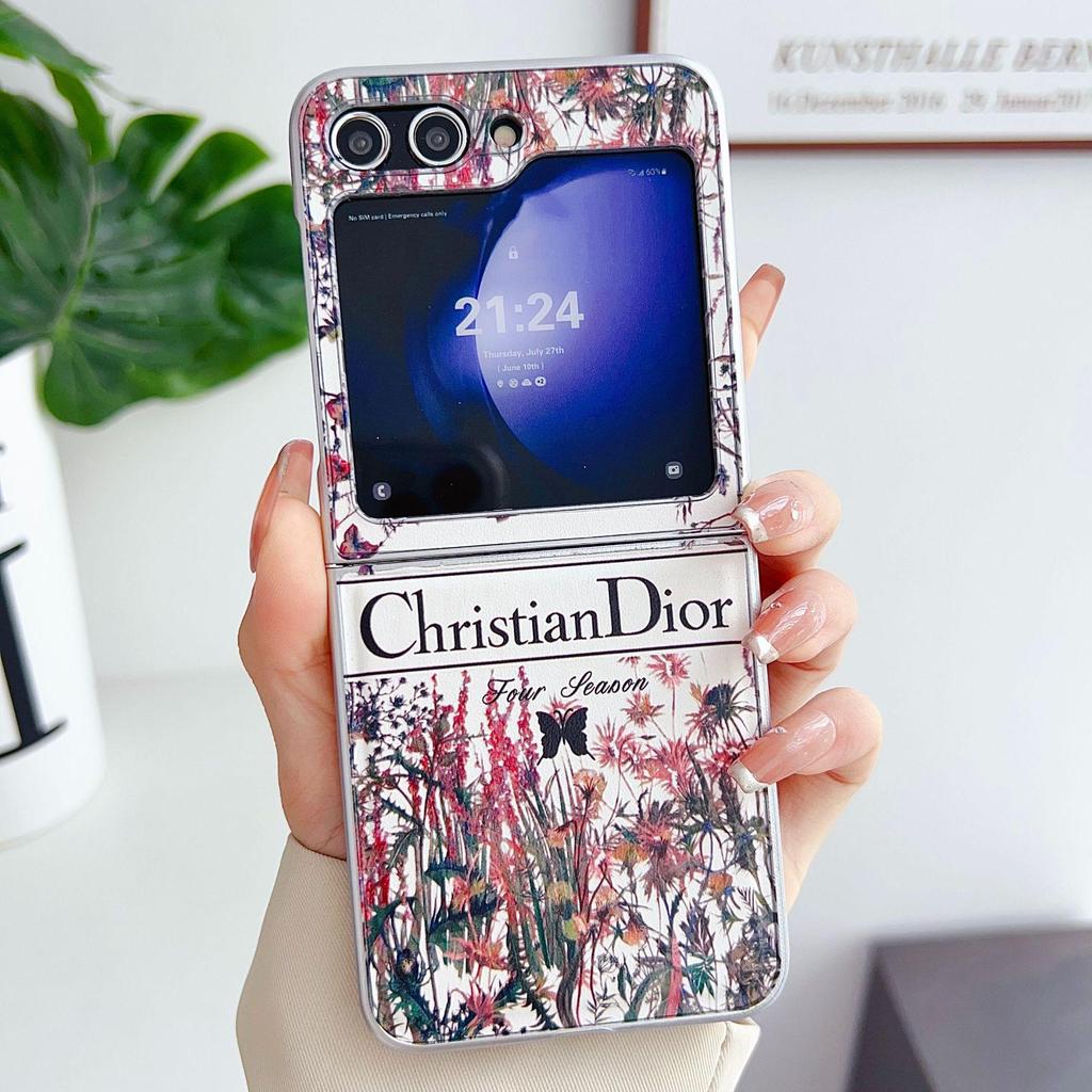 Samsung Z Flip 7 Trendy Forest Ring Phone Case - Fashionable Protective Cover for Z Flip 5