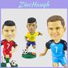 Pryskyřičná figurka fotbalové hvězdy 12 cm Domácí dekorace a ozdoba do auta Dárek pro chlapce**