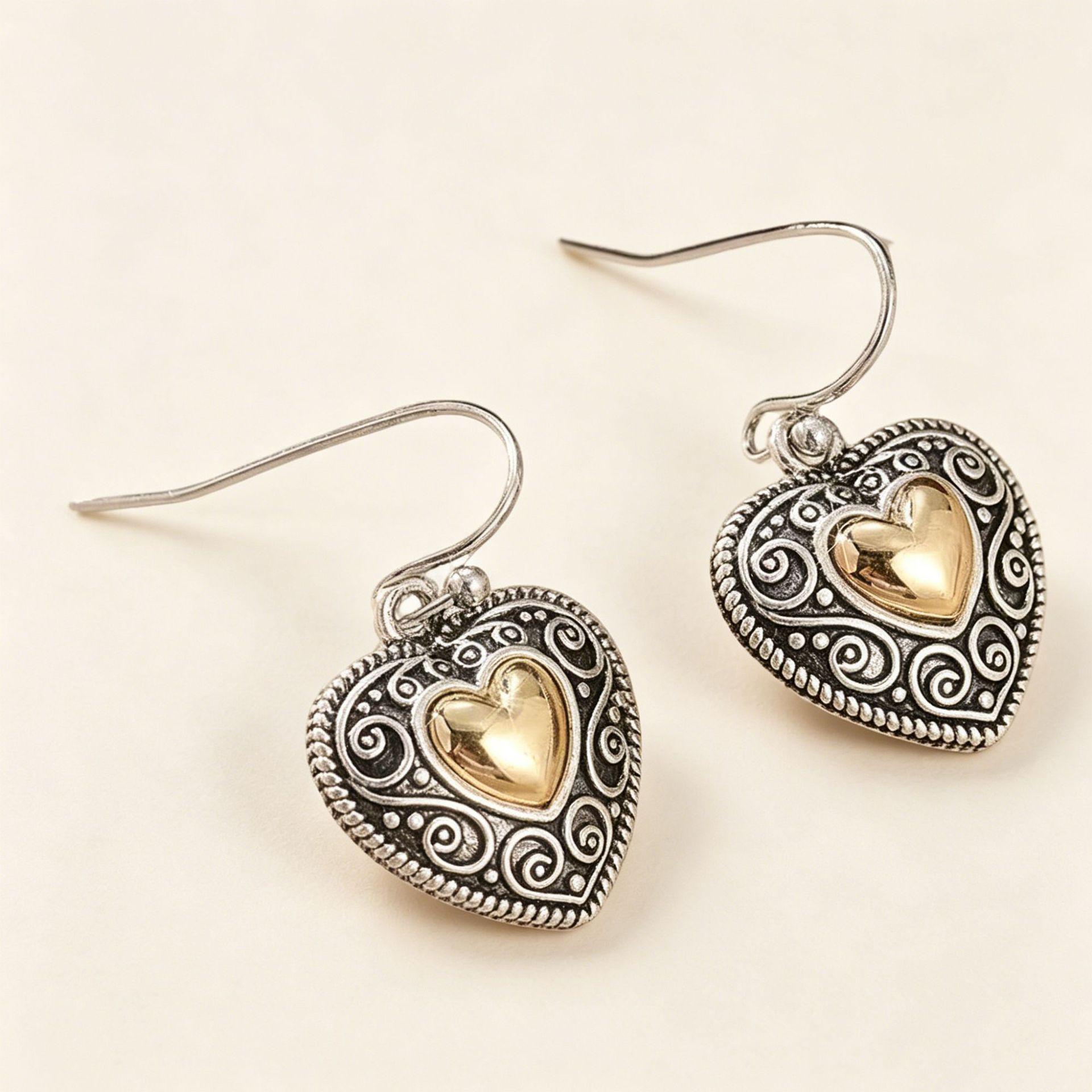Yanbai Bohemian Double-Color Heart Earrings
