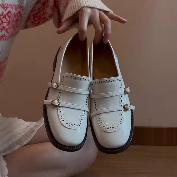 Cowhide version~ Spot engraved belt buckle low heel small leather shoes women's British style loafers one-pedal round head single shoes