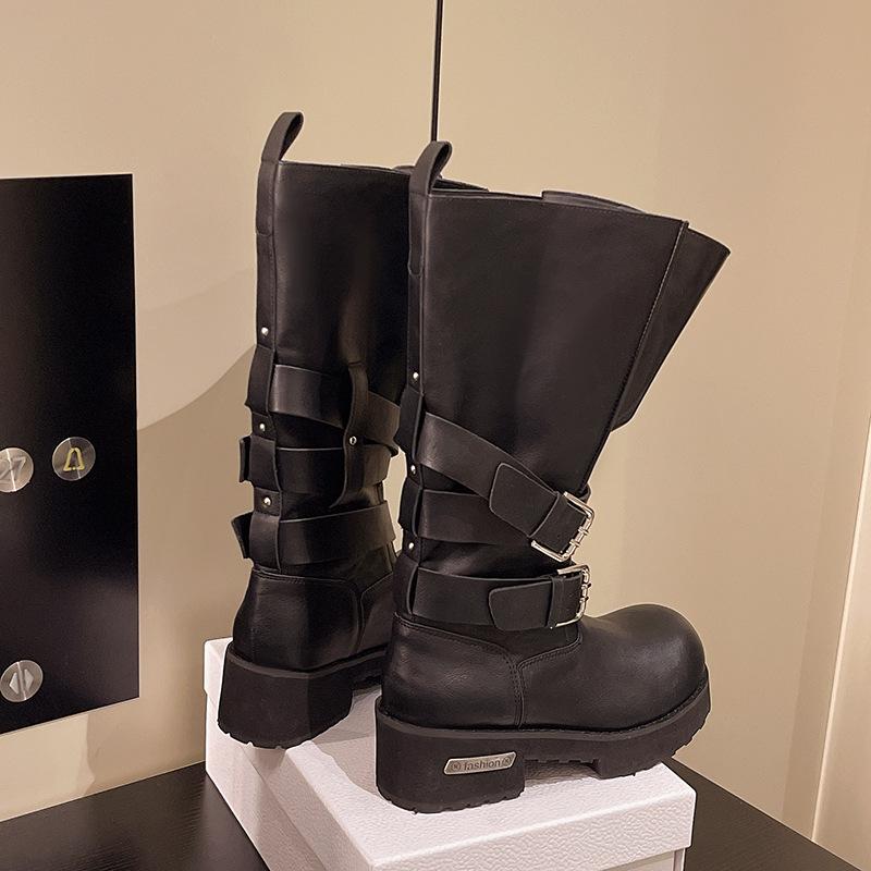 

2025 new women s platform tall locomotive boots British style retro belt buckle Martin boots Venom knight boots 42