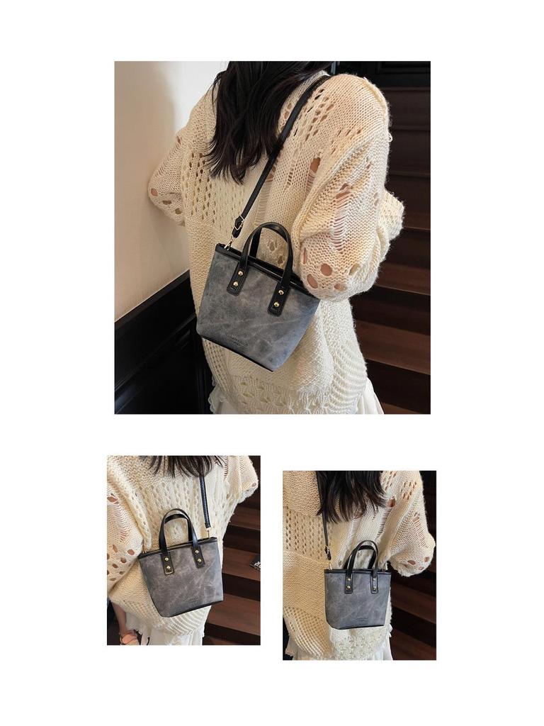 Elegant Light Luxury Crossbody Bag – Trendy Single-Shoulder Bucket Handbag for Women.