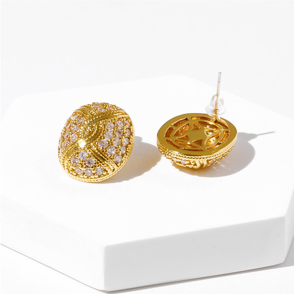 

Средневековые позолоченные серьги-гвоздики из циркония, модные серьги нишевого дизайна, простые легкие роскошные серьги для поездок на работу