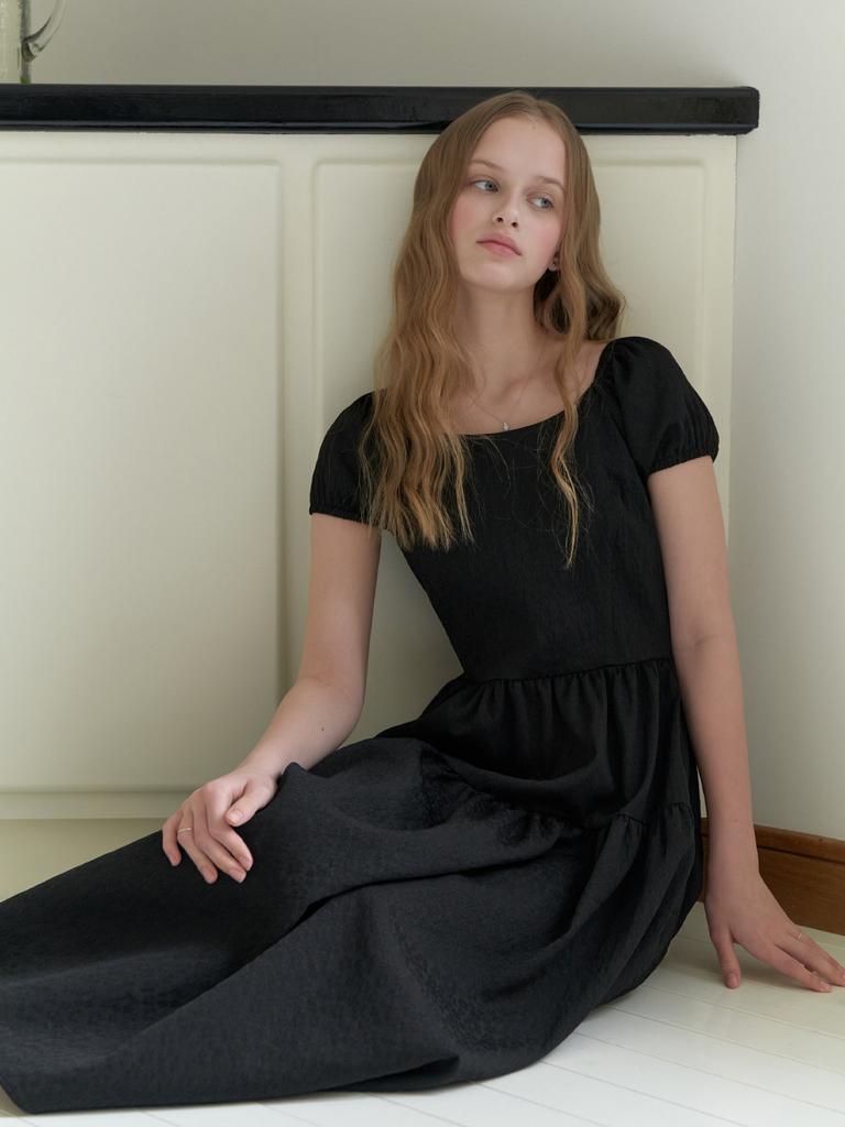 Liel Princess Line Dress (Black)