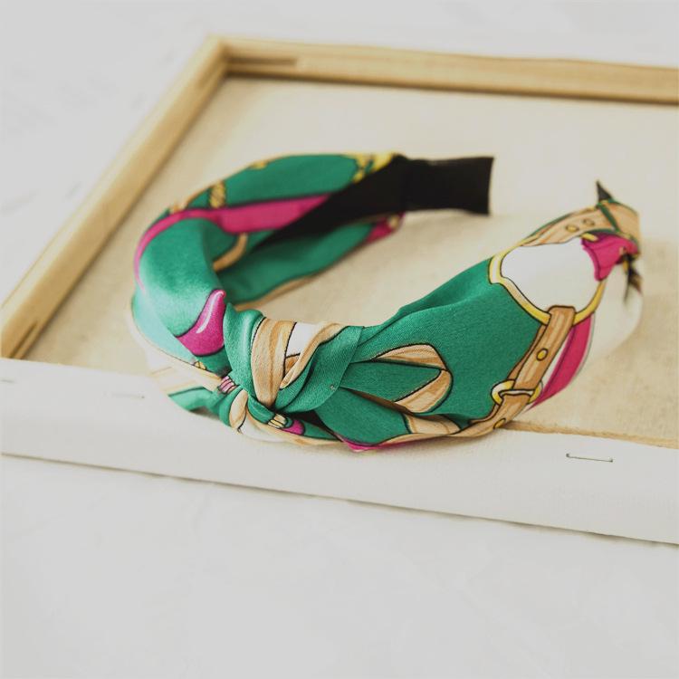 New Satin-knotted Hairband - Wide Version with Rolled Edge Chain End - Women's Hair Accessory for Grooming and Face Care