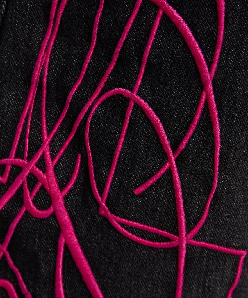 Jeidideuleondeon (M) Cross Script Embroidered Jean Black