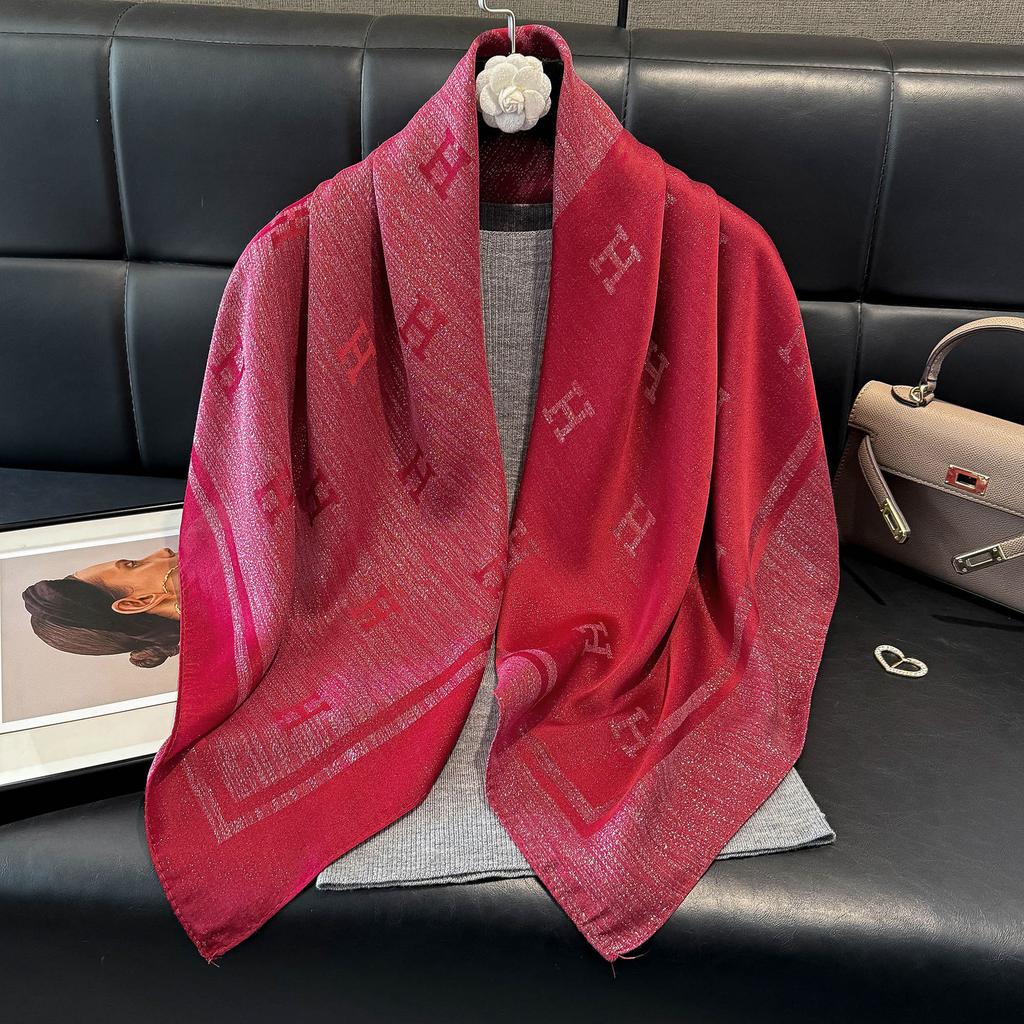 Classic H Temperament Silk Scarf Women'S Tencel Cotton Trend Versatile Imitation Silk Scarf Scarf 90 Square Scarf