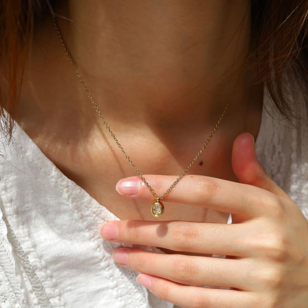 Red Zircon Simple And Versatile Titanium Steel Necklace Niche High-End Love Necklace Necklace Item Decoration