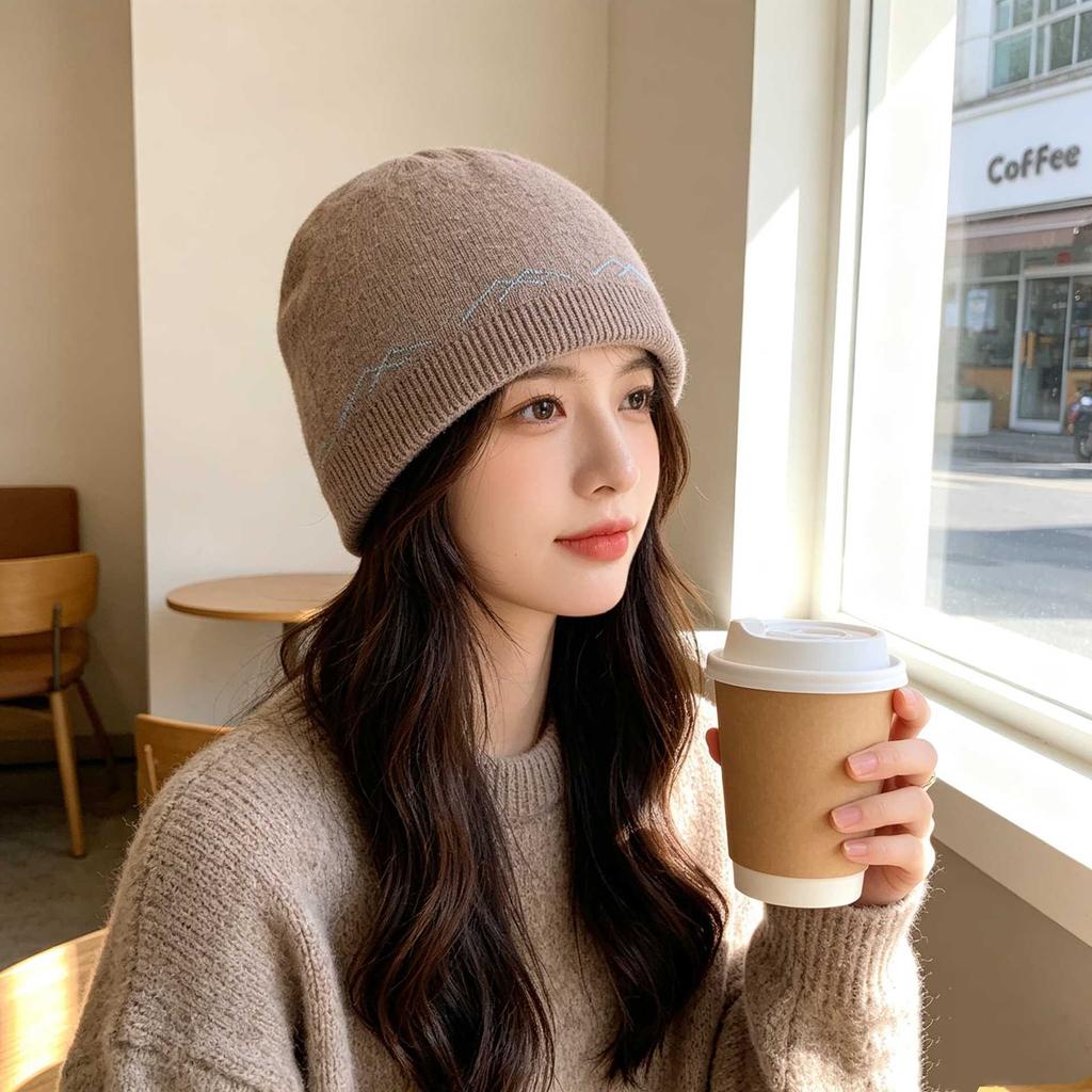 New Mountain Peak Embroidery Knitted Hat Men's and Women's Autumn and Winter Warm Wool Hat Versatile Pullover Cold Hat