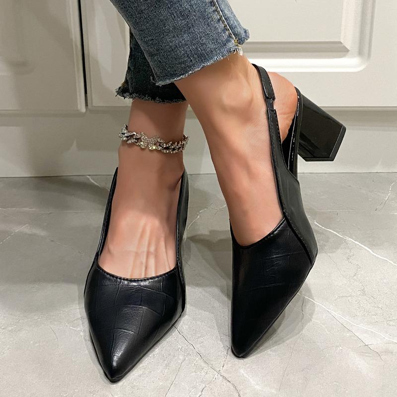 

Модные женские туфли-лодочки с острым носком на среднем толстом каблуке, босоножки с открытой пяткой, летние новые винтажные женские босоножки, тапочки 35 чёрный