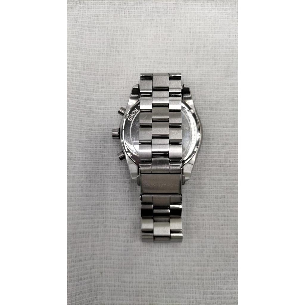 Used MICHAEL KORS KM-8682 quartz watch