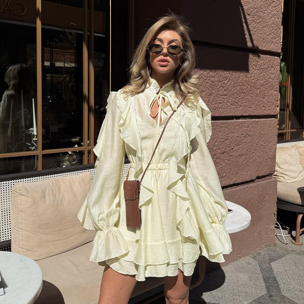 Dress European and American spring and summer new sweet lace-up ruffle lace waist short dress S жёлтый