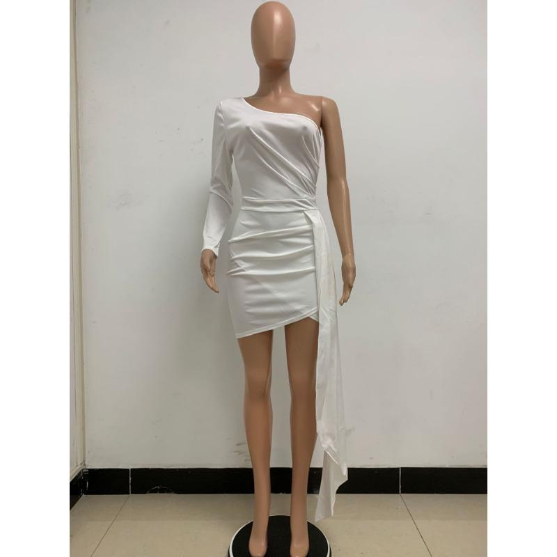 Women's Solid Color Bag Buttock Dress Minimalist Style One-shoulder Backless Long-sleeved Dress
