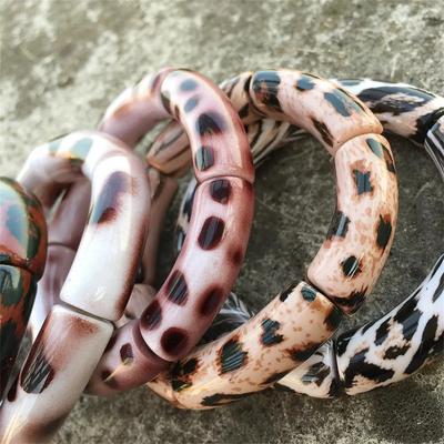 Vintage Dark Series Fun Leopard Series Print Acrylic Stackable Bracelets Women Resin Stretchy Bracelet 2025 Trend Jewelry