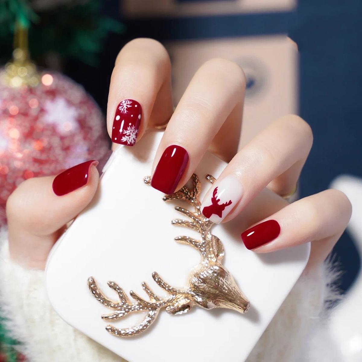 

Festive Red Reindeer & Snowflake Nail Art Patches - Wearable False Nails