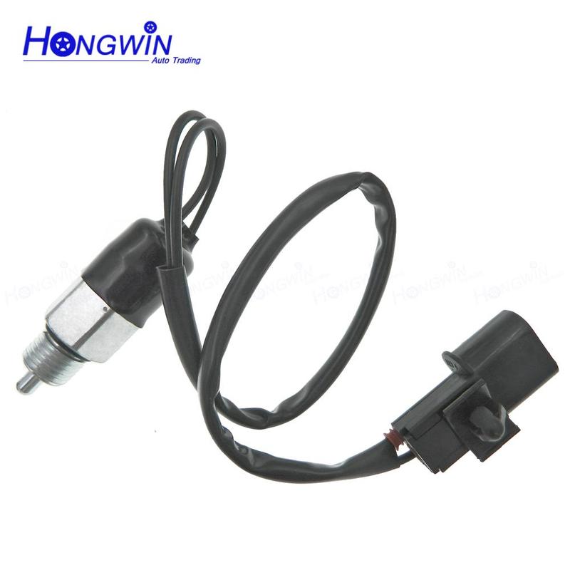 MR195296 ME581047 M/T Gearshift Backup Lamp Lights Reverse Switch For Mitsubishi Pajero II III Triton L200 Montero Sport